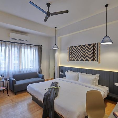 Poshtel Vns Apartment Varanasi Exterior photo
