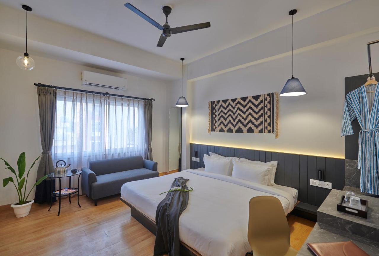 Poshtel Vns Apartment Varanasi Exterior photo