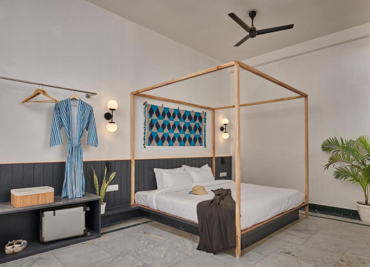 Poshtel Vns Apartment Varanasi Exterior photo